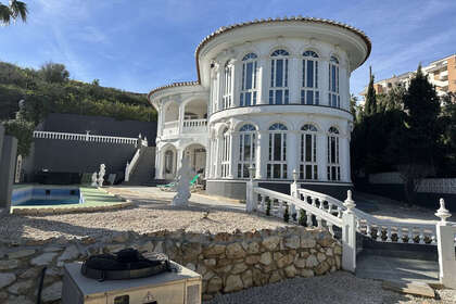 联排别墅 出售 进入 Torrequebrada, Benalmádena, Málaga. 