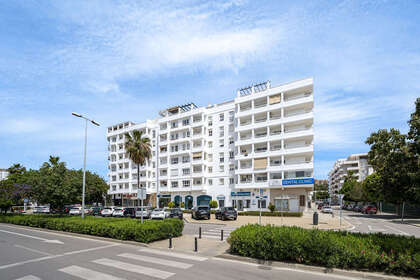 Apartmány na prodej v Nueva andalucia, Málaga. 