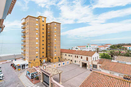 Apartamento venta en San luis de sabinillas, Málaga. 