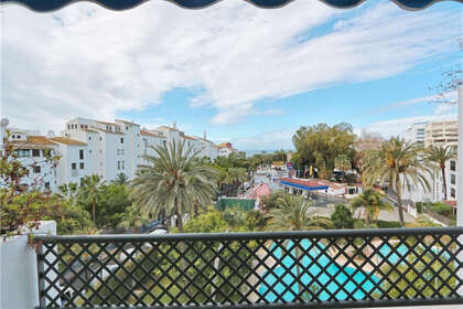 Apartamento venta en Puerto Banús, Málaga. 