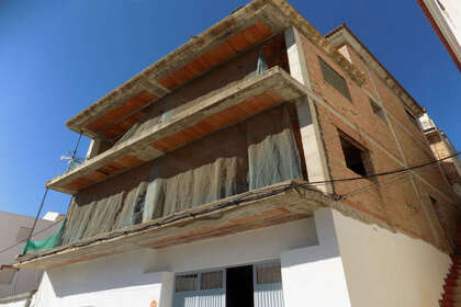 Дом Продажа в Tolox, Málaga. 