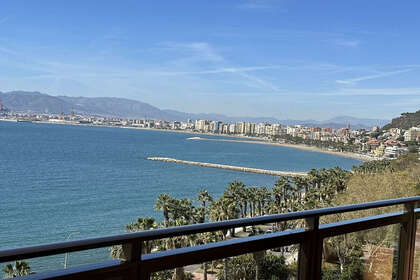 Penthouse for sale in Vélez-Málaga. 