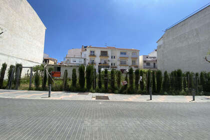 Grundstück/Finca zu verkaufen in Las Lagunas, Fuengirola, Málaga. 